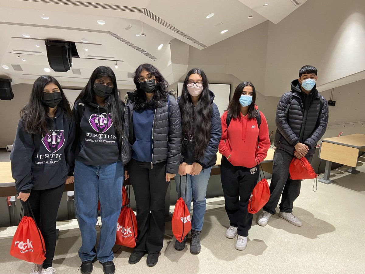 Ms_Bartello's tweet photo. SHSM Justice students touring Brock U - reach head opportunities @BrockUniversity @HMBSSBlizzards https://t.co/purKdKlLoD
