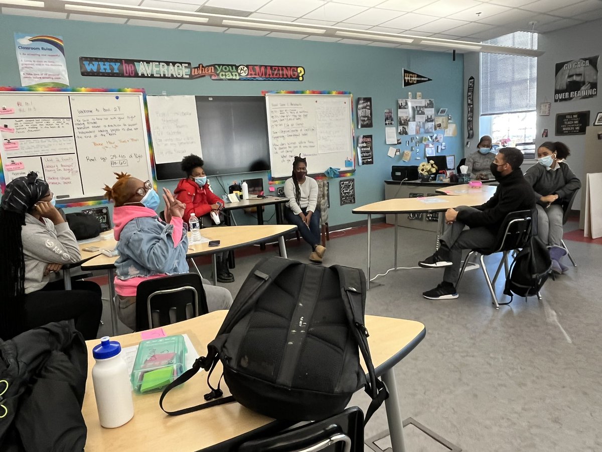 MTechSGA's tweet photo. McKinley’s SGA leaders meet after school to discuss and plan our upcoming dance https://t.co/mAsDKXotcD