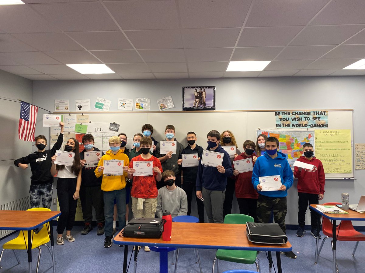 SVPCTobaccoFree's tweet photo. Last week we traveled to Gouverneur Middle School and played tobacco Jeopardy with the 8th grade class. They answered why they want to be tobacco free to recognize the tobacco awareness day.
To find out more: https://t.co/Kiyr0Mue9U
#GreatAmericanSmokeout2021 #RealityCheckofNY https://t.co/lroeaBDRWi