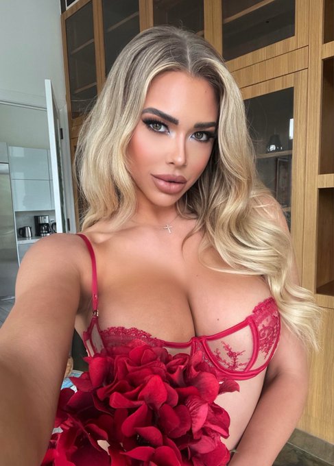 Just buy me flowers and tell me I’m pretty ?? For the rest of this set ??
https://t.co/AbzWQeUrZR https://t