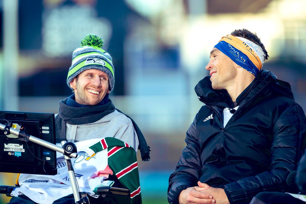 Jamiehuwroberts's tweet image. Lads ❤️