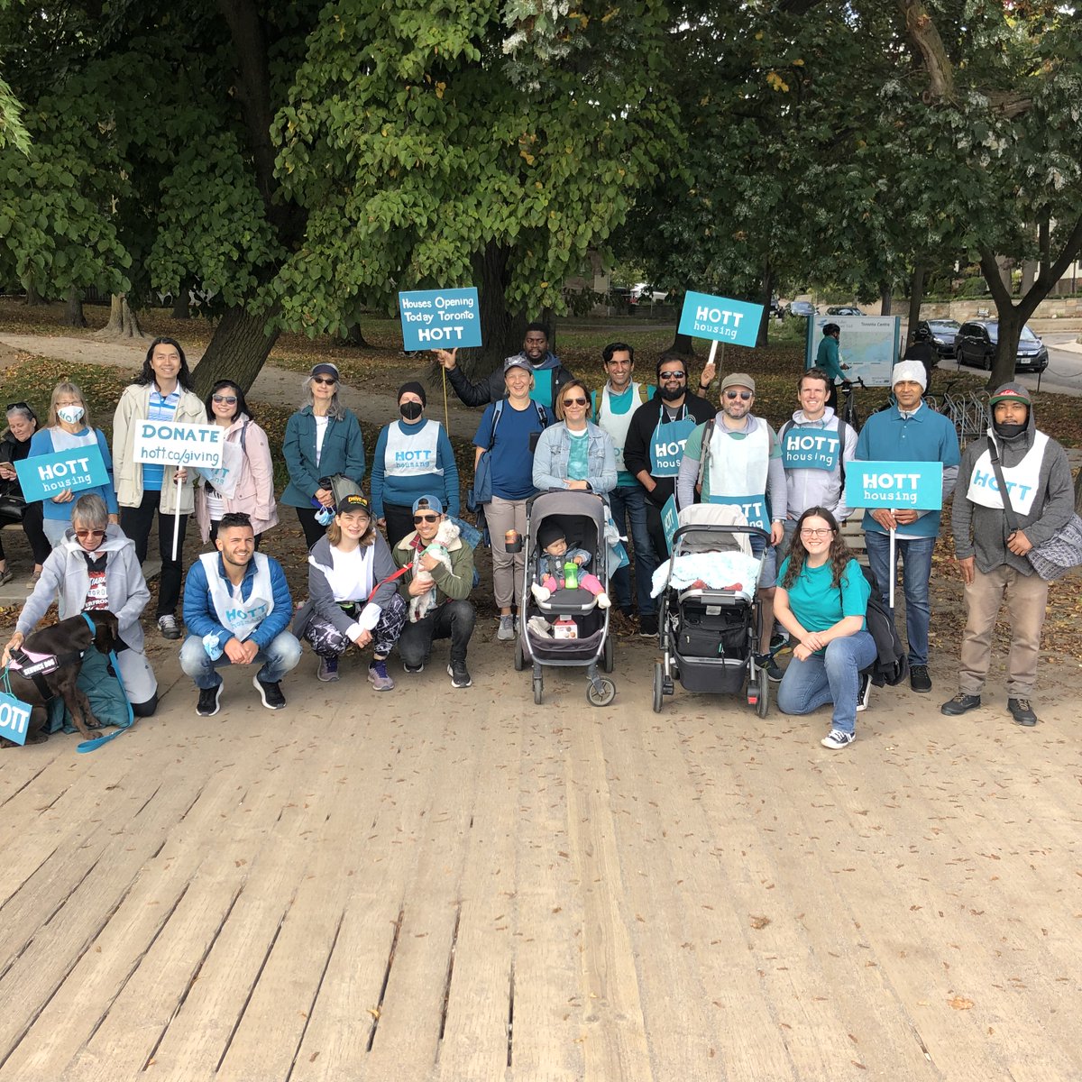 HOTTHousing's tweet photo. Thank you to all of our amazing supporters for your generous donations! With your help, our HOTT team was able to surpass our fundraising goal🥳 We are grateful for our wonderful community, you are all #HOTTheroes ⭐️

#affordablehousing #torontohousing #toronto #community #donate https://t.co/oZgqnbWsr3