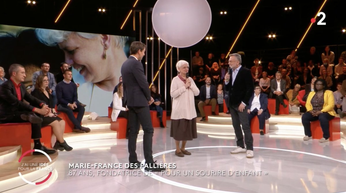 AloestProd's tweet photo. « L'histoire fantastique (de Christian et MF des Pallières) a donné lieu à un #film formidable de Xavier de Lauzanne que je vous incite tous à voir. A chaque fois qu’on voit LES PEPITES, on a une dose d’énergie incroyable » 🙏 @GiordanoIsabel #jaiuneideepourlafrance #lespepites https://t.co/SKWVFZ5tXZ