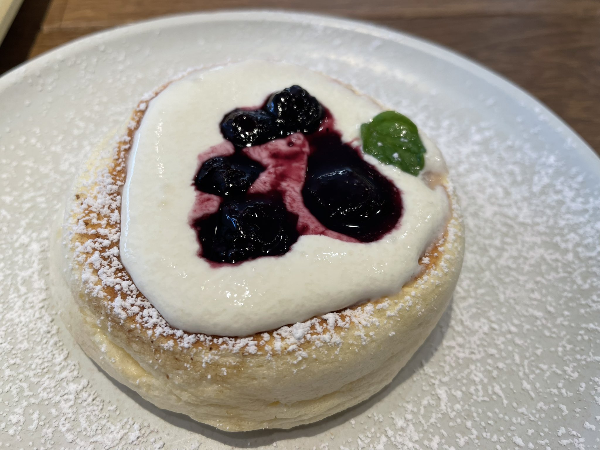 しげ The Rescue Diver 今日お邪魔した Panel Cafe イオンモール名古屋茶屋店さんは ふわふわな パンケーキが美味しいのはもちろん 店員さんがめちゃ優しくしてくださって また行きたくなりました Panelcafe T Co Sljzdhusuo Twitter
