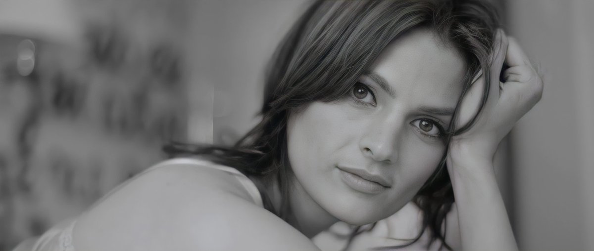 chanhoed's tweet photo. #StanaKatic #ForLoversOnly #FLO #Sofia #HWML https://t.co/9K8L7adTVh