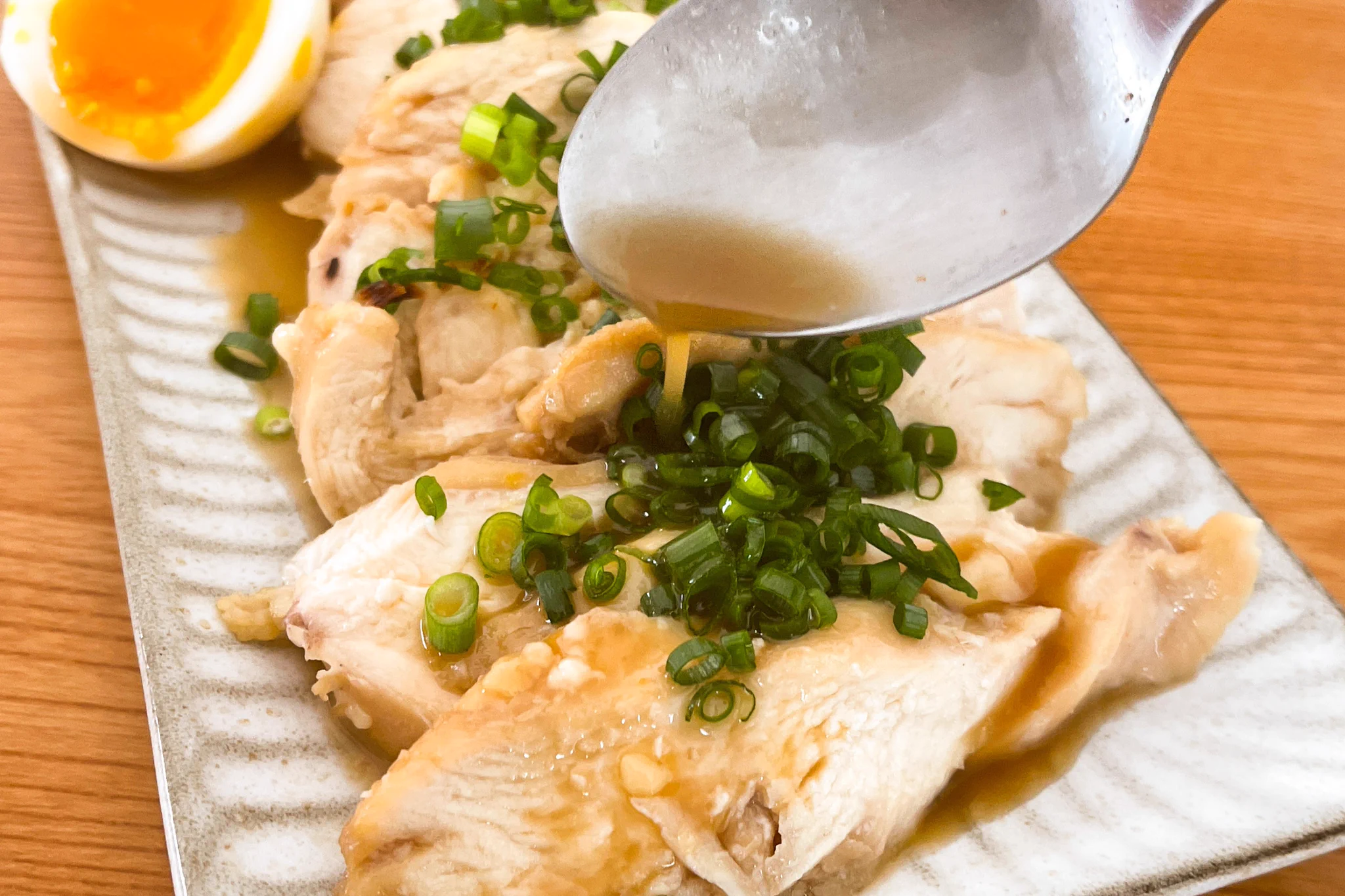 レンジで作れる！鶏むね肉チャーシュー！はやい、安い、うまいの３拍子が揃っています！