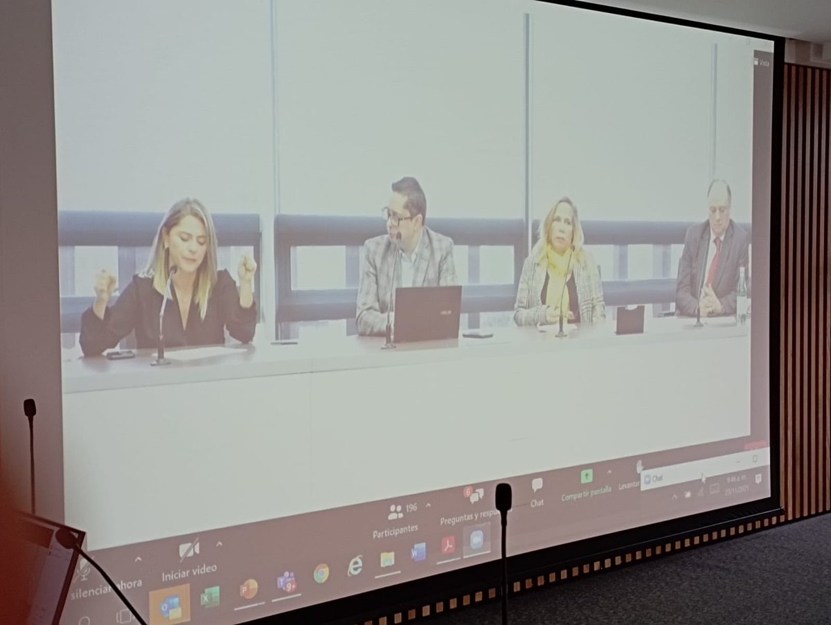 liliabrilr's tweet photo. Panel de lujo con los empresarios del #ClusterSoftwareTI hablando sobre el papel de las TI en la reactivación económica @camaracomerbog @AndresCarboA https://t.co/nPHBLarsy3
