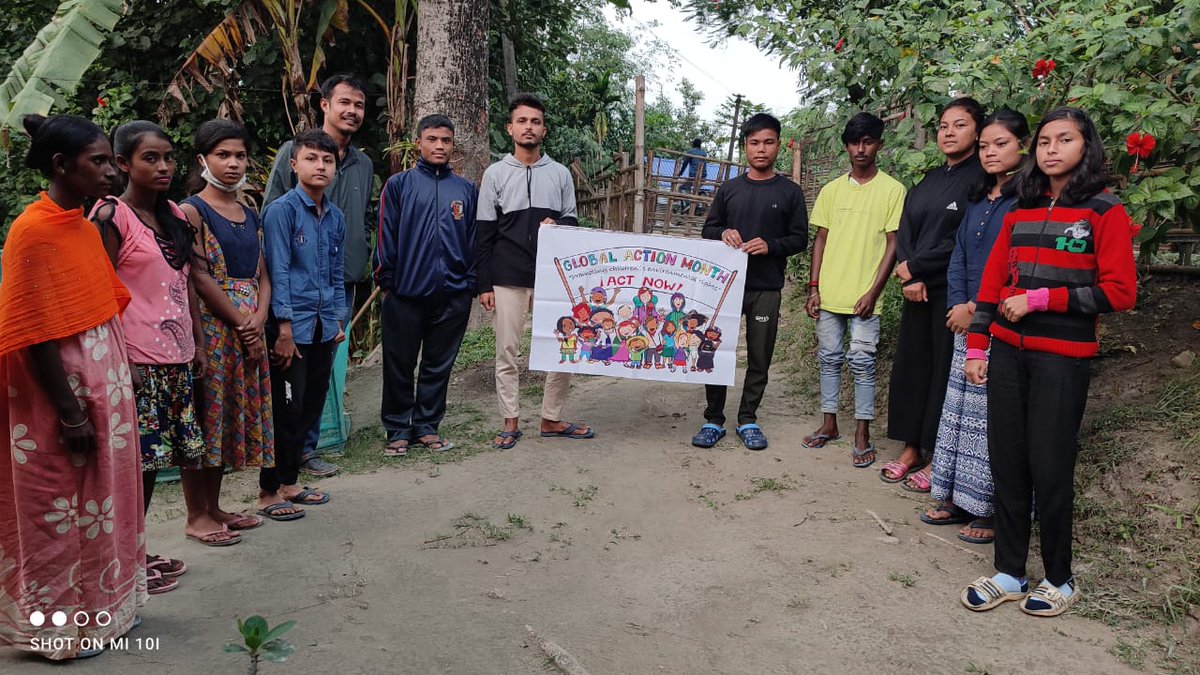 neadsjorhat's tweet photo. Children of Majuli taking part in public action &amp; giving solidarity support in alignment with Global Action Month on Child Rights on occasion of the anniversary of the adoption of the UN Convention on the Rights of the Child @neadsjorhat #GlobalActionMonth #TerreDesHommes #Assam https://t.co/9cWa1Rg2x1