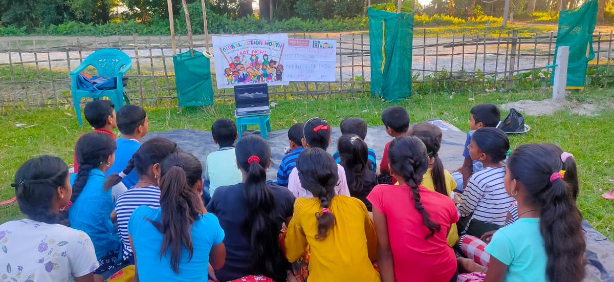neadsjorhat's tweet photo. Children of Majuli taking part in public action &amp; giving solidarity support in alignment with Global Action Month on Child Rights on occasion of the anniversary of the adoption of the UN Convention on the Rights of the Child @neadsjorhat #GlobalActionMonth #TerreDesHommes #Assam https://t.co/9cWa1Rg2x1