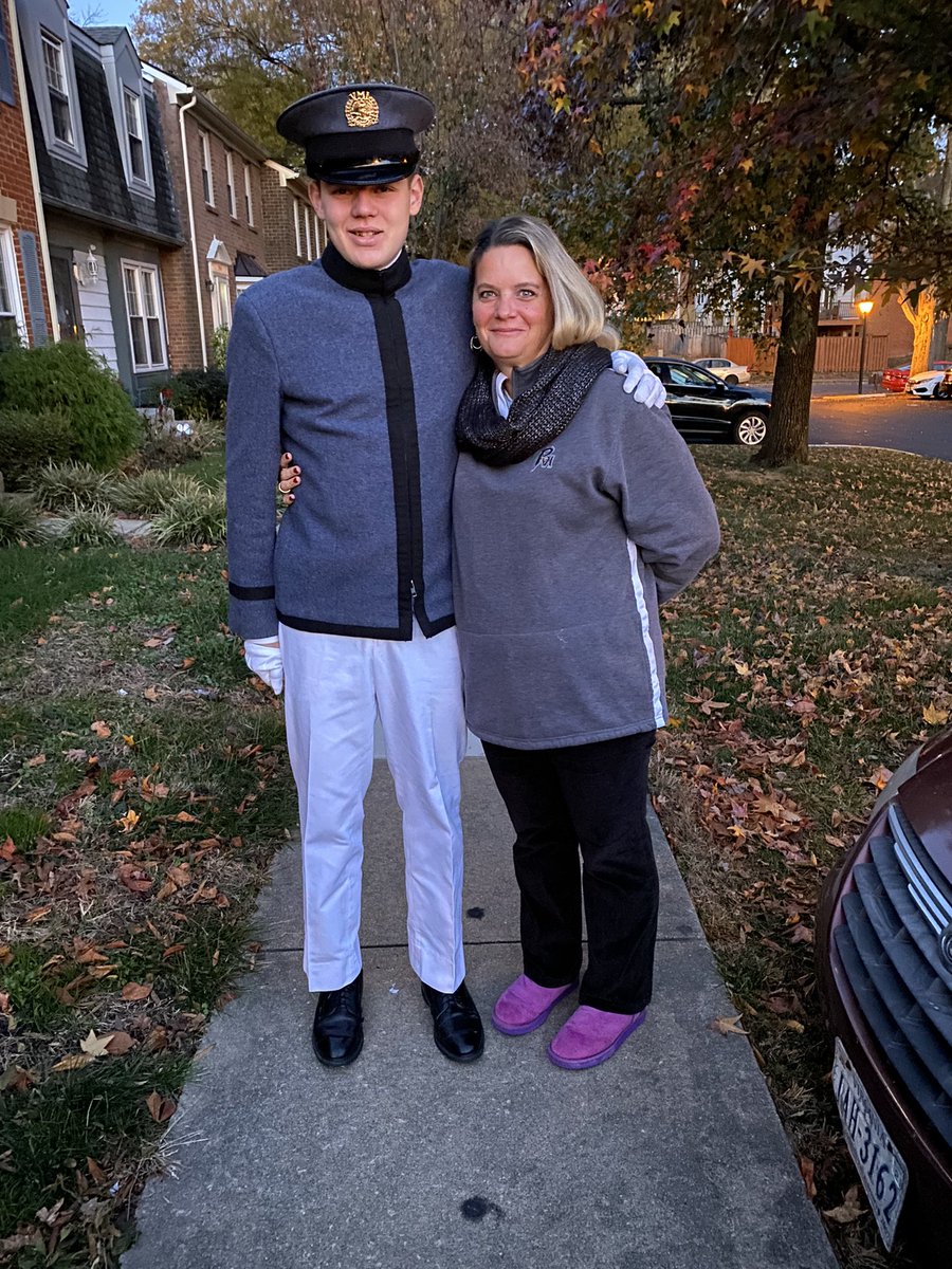 pvikiernan's tweet photo. Taking time out of his holiday to recruit the next group of @VMI1839 Keydets at @PaulVICatholic! 🖤💛🐾 #rahvamil❤️💛 #PVIPantherPride #TeamPVI @DrOpferPVI  @J_Vorbach @PVIAlumni https://t.co/AvDVjdatDE