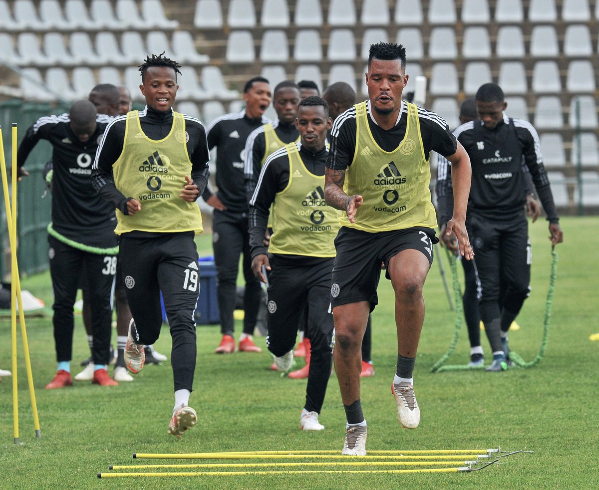 orlandopirates's tweet image. ☠ 🔎 𝗠𝗔𝗧𝗖𝗛 𝗣𝗥𝗘𝗩𝗜𝗘𝗪 🔎

🏆 #DStvPrem 
⚽️ @StellenboschFC vs @orlandopirates
📆 Wednesday, 24 November 2021
🏟 Danie Craven Stadium 
🕠 17h30

🖥 Read the Match Preview 👉🏿 orlandopiratesfc.com/news/dstv-prem…

⚫⚪🔴⭐
#OrlandoPirates 
#OnceAlways