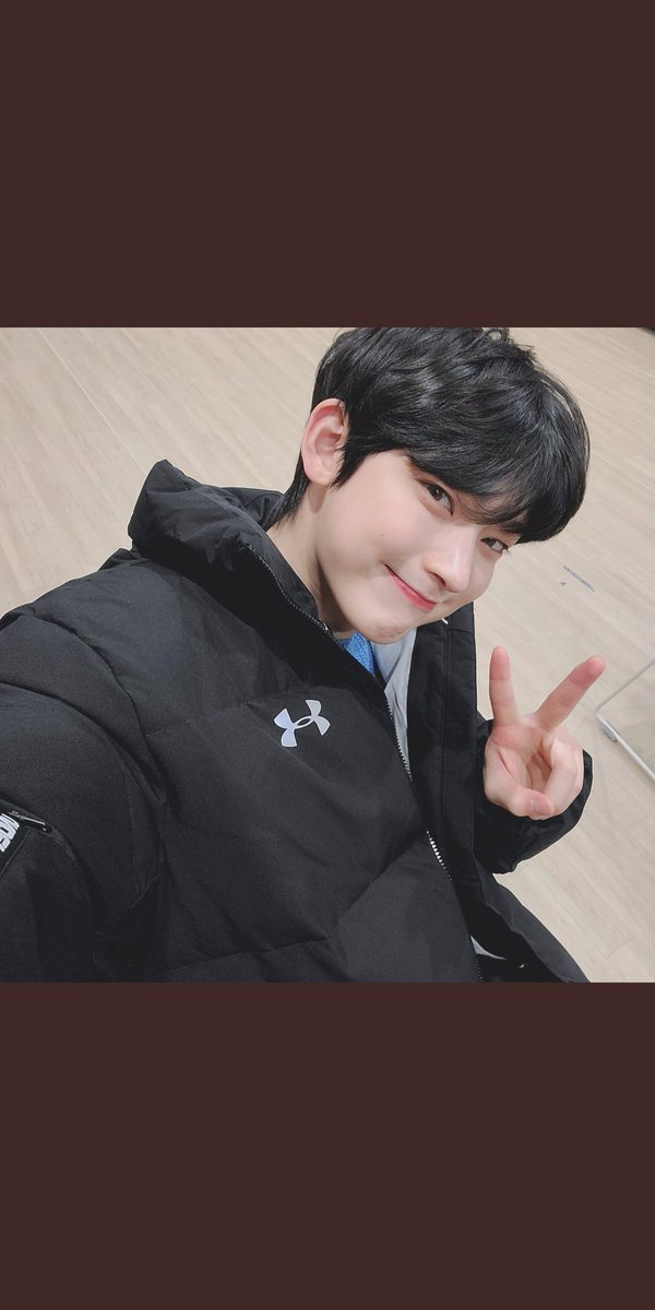 paytonlimelight's tweet photo. @fantoo_official Our sunshine โ๏ธ
#SUNOO #sunshinesunoo #ENHYPEN_SUNOO #ENHYPEN https://t.co/6F8YUlob56