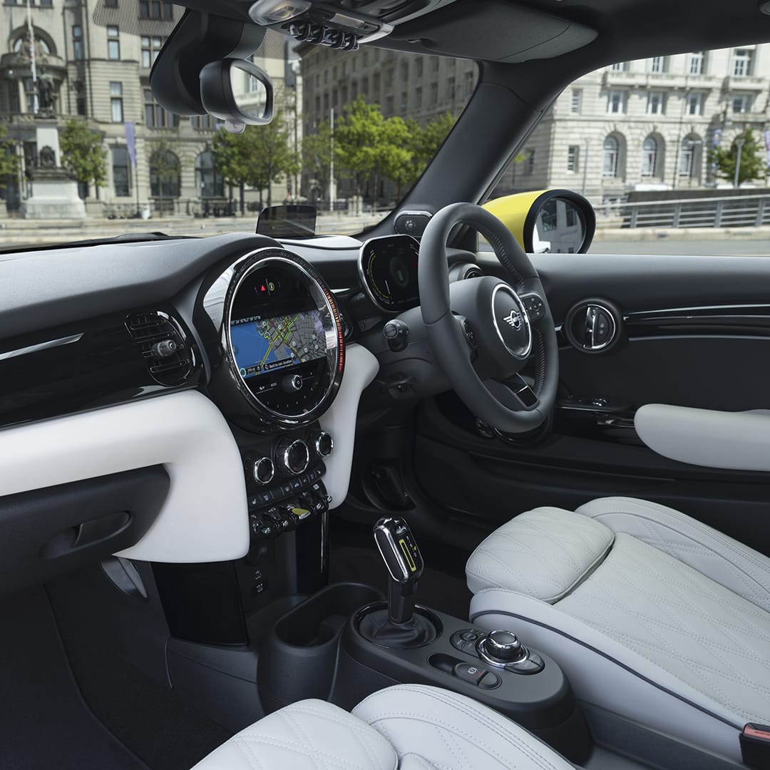 StaffordMINI's tweet photo. Level up the buzz of driving with the MINI Electric.
Find out more - https://t.co/ynGZRXvDbG https://t.co/rsPErffU6w