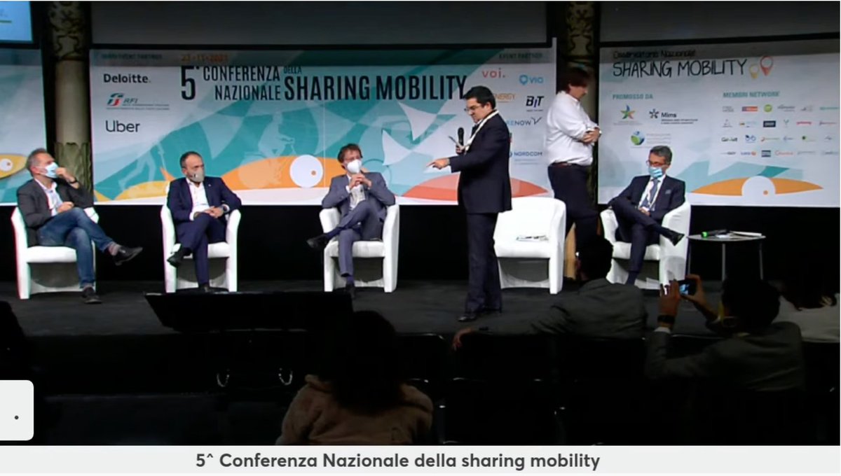 SharingMob's tweet image. Modello PA basato su un monopolio: costruisci infrastruttura, utente arriverà ma su digitale ci vuol investimento per attrarli. Anche grandi App investono molto per questo. Servono poi tecnologie complesse per servizi di coordinazione.  
Montero 🗣️ #lesscars #sharingmobility2021