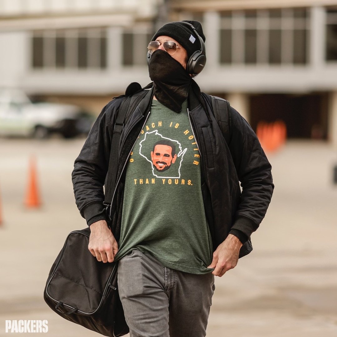 dakmitch's tweet photo. Aaron Rodgers shops here, nbd. Support #SmallBusiness this holiday season and get yourself some unique merch that you won't find anywhere else! #gopackgo https://t.co/MueTkBeLmb
