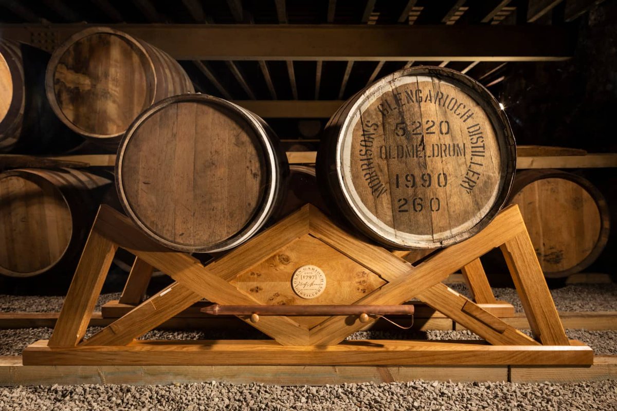 EditorFiveStar's tweet photo. Super proud of our friends at @GlenGarioch distillery in Aberdeenshire. 
This is lot 13 at the incredible @distillers1of1 Auction organised by @Sothebys which comprises of one-off never-to-be-repeated lots donated by the best whisky distilleries in the world. https://t.co/CEDqBqKUI9