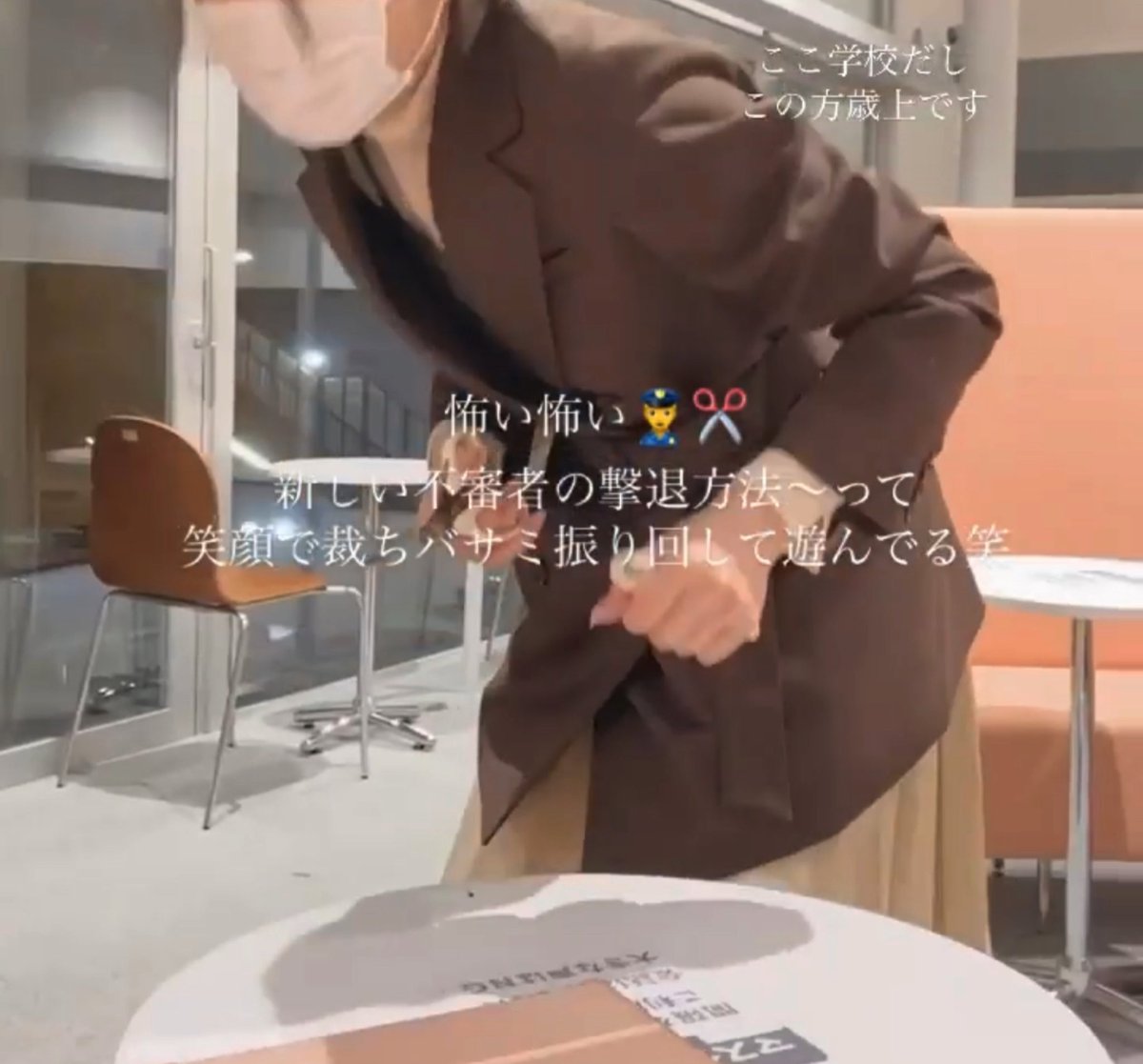 _ayamaru_guuu's tweet photo. 順調にやばいヤツとして友達に拡散されてる

#限界被服学科生 https://t.co/uJdbV7WIhq