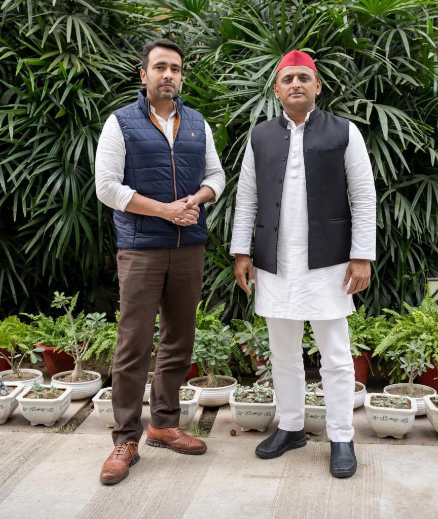 परिवर्तन के वाहक……