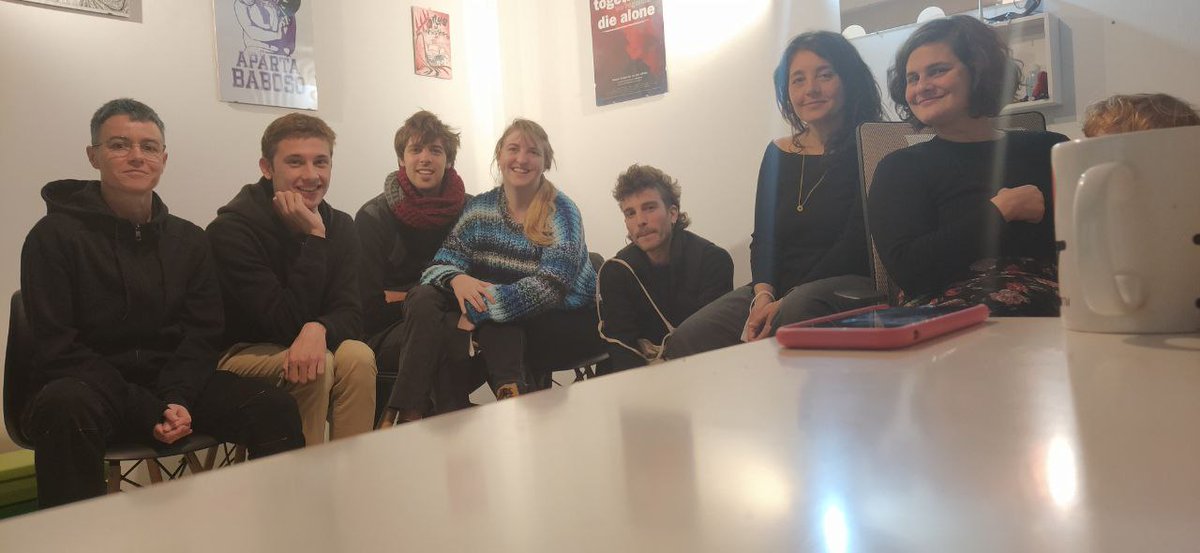 ElCollectiu's tweet photo. Avui assemblea plenària d'@ElCollectiu 
Poc a poc anem agafant forces després del temps tan difícils que hem viscut. 

Propera trobada 20/12 a les 17h #SaveTheDate https://t.co/Q6IxgDEvVt