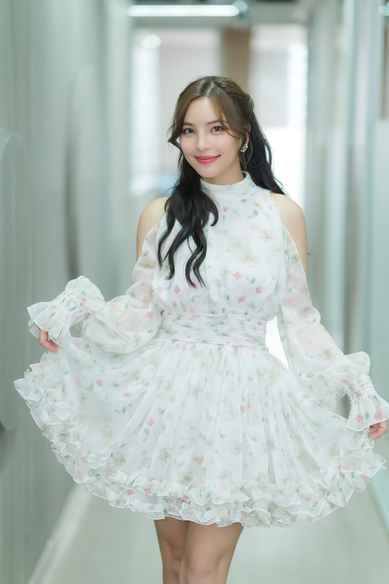 PTFOrn's tweet photo. รูปอัพสเกลนะฮะ ขอบคุณรูปสวยๆนะคั้บ ^^
#OrnBNK48 #MoveORN

https://t.co/BynyrlKDFz https://t.co/wsbZE0ZfNn