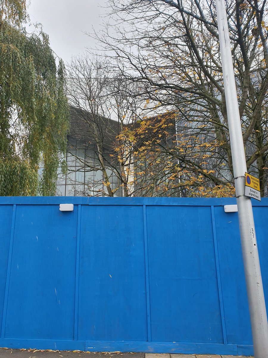 Took a quick detour from the excellent HTN conference in Coventry last week to look at The Elephant Building and Central Baths. Now out of use and a v large repair bill, it really does deserve a future.