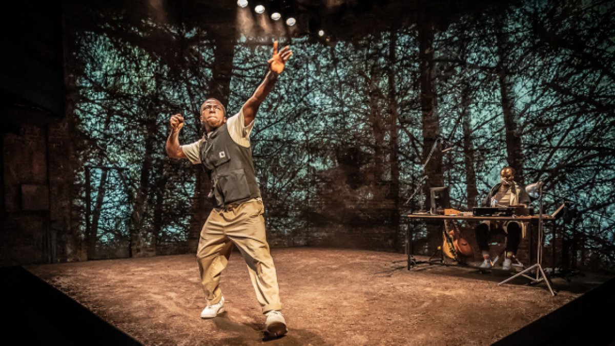 casarottoramsay's tweet photo. Huge congratulations to @YomiSode and all the team behind #andbreathe... @AlmeidaTheatre this summer. Mega proud after it swept the board with FOUR awards @theBBTAs this weekend #BestProduction #BestMaleActor #BestDirector #BestMusicalDirector #killingit #Theatre https://t.co/NHE0HQRPSR