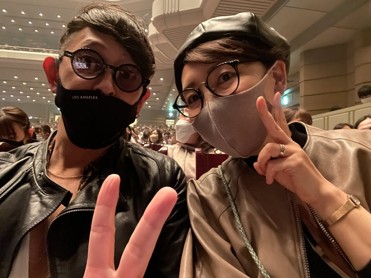 HAYATO2CHEMI's tweet photo. ライブ終わって、電光石火で息子を迎えに行ってもう自宅💨🏠
会えた方も会えなかった方も、お疲れ様でした🌃✨
#CHEMISTRY #ThisIsCHEMISTRY
#渋谷Bunkamuraオーチャードホール
#セミファイナル https://t.co/V1kRPD1AYl