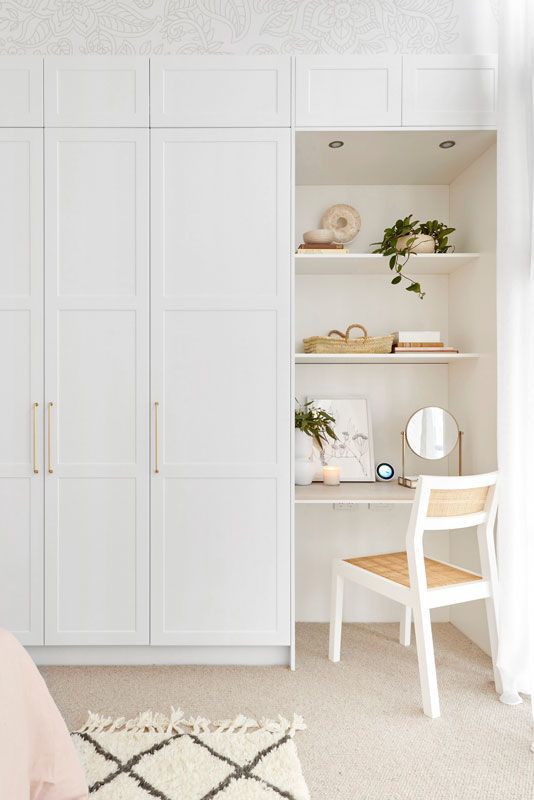 zalyazahari's tweet photo. Thread white wardrobe dekat Shopee ✨ https://t.co/XLwJ4XHXsg