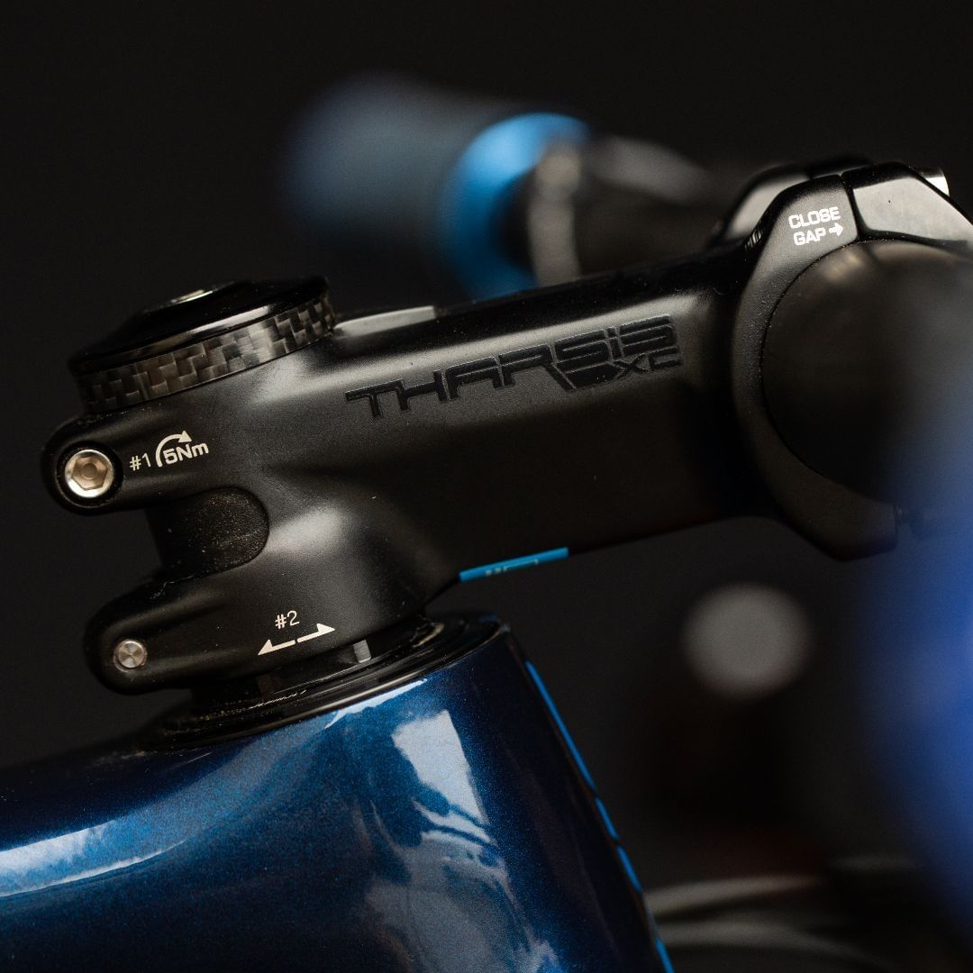 ShimanoBrasil's tweet photo. O suporte para guidão Tharsis XC da PRO é forjado em alumínio AL-7075 de alta qualidade, sendo o resultado de muito estudo.
#PROTharsis #UpgradeOutperform #PROBikegear #PowerYourPerformance #PowersYourPerformance https://t.co/uq7mExPZwo