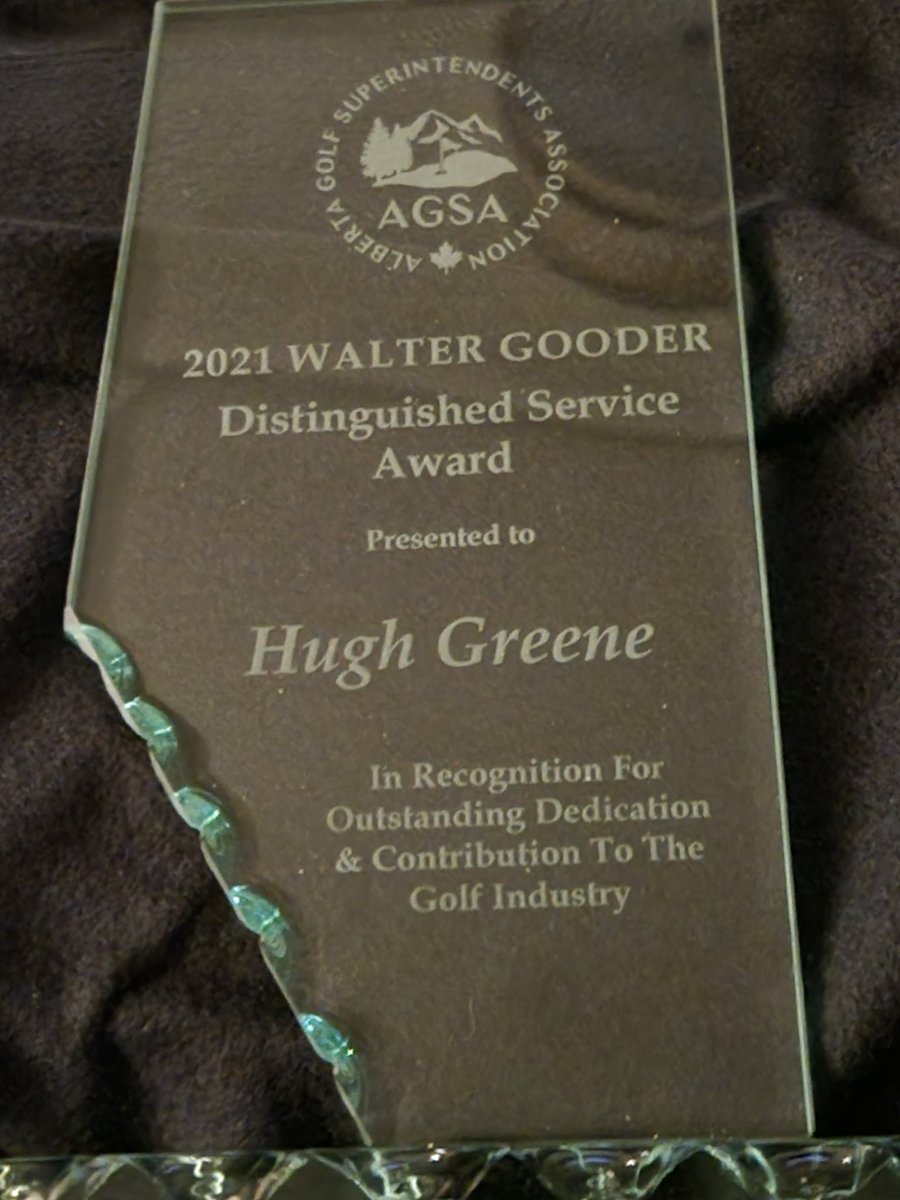 Truly humbled and honored to get this award. Thx so much <a href="/Albertagsa/">AGSA</a> and especially <a href="/CoalCreekDean/">Dean Zilinski</a>