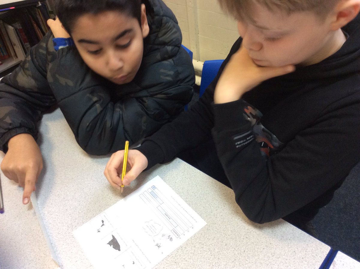 Vernon56KS2's tweet photo. In Mrs Ingram’s maths group, we are working with partners to add and subtract fractions with related denominators. We are being brilliant coaches! #vppmaths https://t.co/BELRrNvyLP