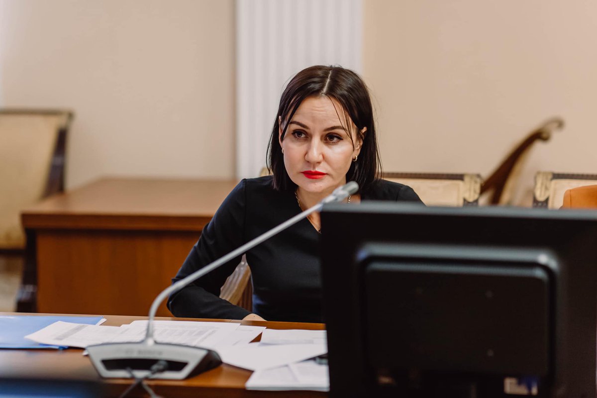 Не отпускаю тему долгов органов власти перед бизнесом. 22.11.2021 встретились в обновлённом составе рабочей группы по долгам. Главная цель совещания, найти ответ на вопрос - как скоро будет погашена заложенность перед бизнесом biznespravo73.ru/2021/11/23/dol….