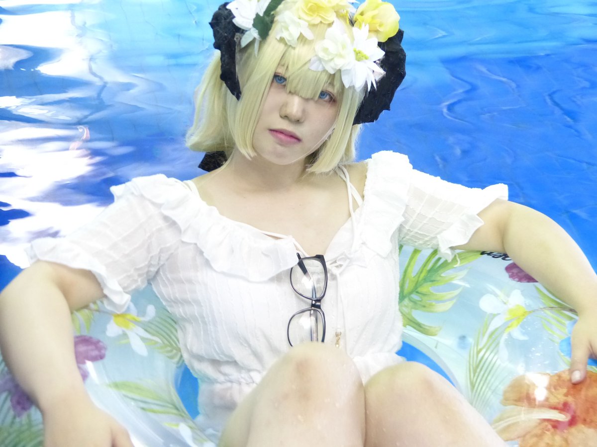 ナイチンゲール 水着 のコスプレ作品 - Twoucan