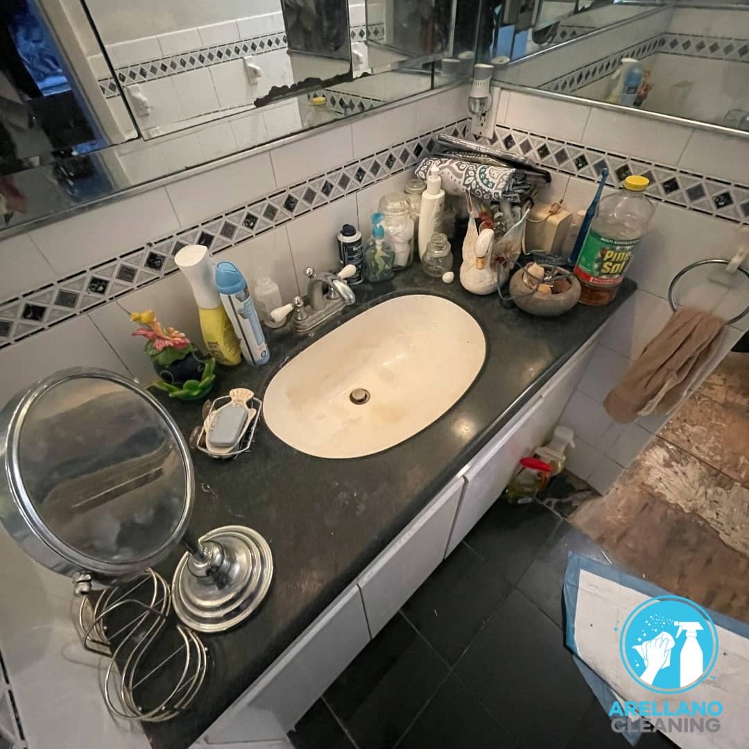 SpotlessClean18's tweet photo. At the end of a busy day, the last thing you want to do is clean.

Arellano Cleaning offers FREE estimates, so why wait?

Call us 732-302-8839

#njhousecleaning #njresidentialcleaning https://t.co/AZqmKZLocO