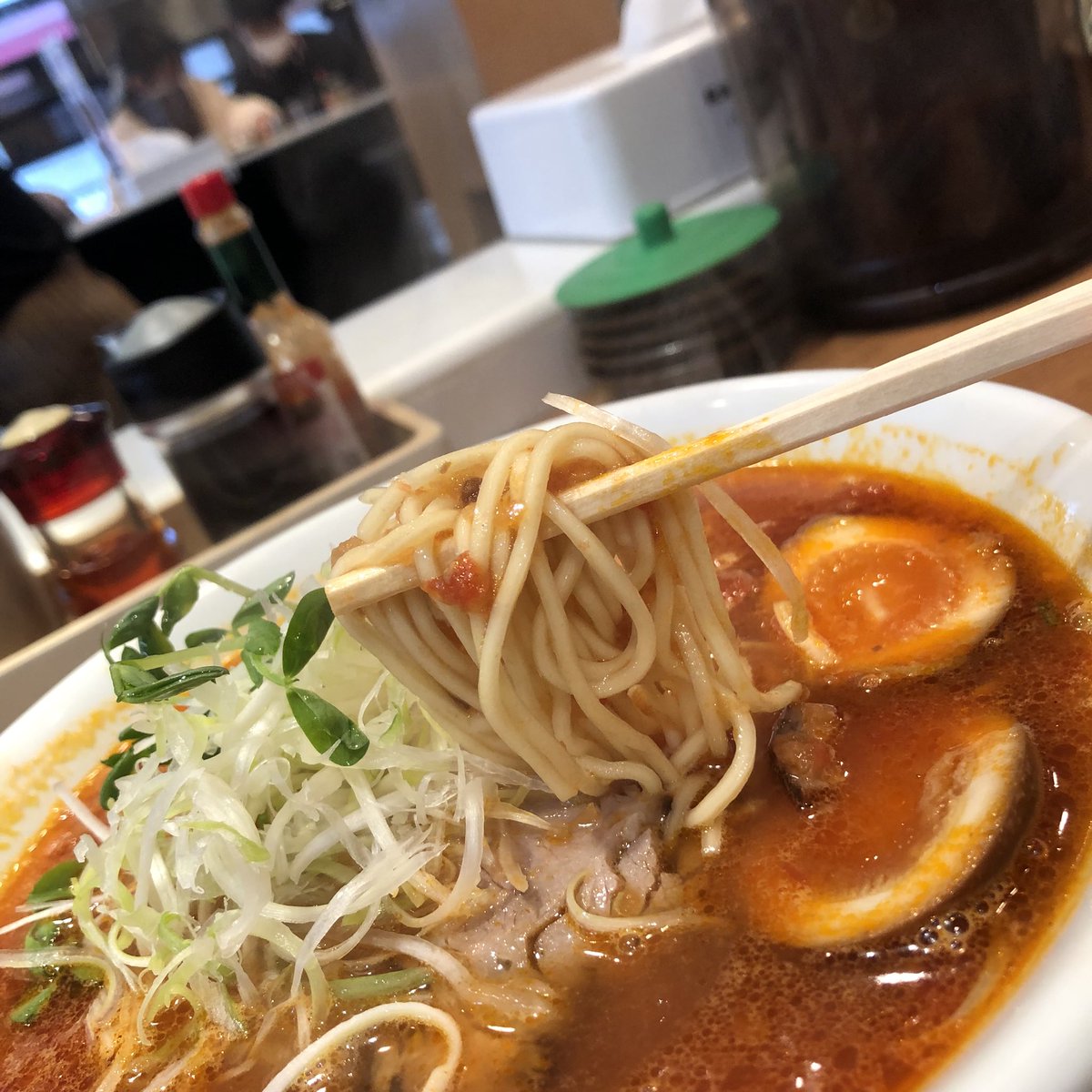scrambledtamako's tweet photo. いろんな年代の、いろんな年輪のバンドを見た。サーキットフェス、めっちゃ楽しい!写真はラ中のラ。
#BUTAFES https://t.co/vmbRlzzshG