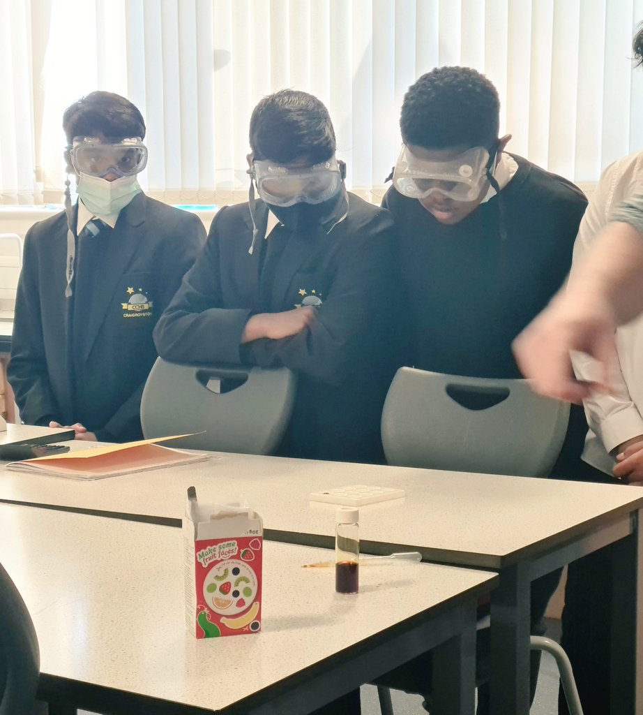 CCHS_Learns's tweet photo. S2 were completely engaged in their iodine-starch test experiments this morning, after a great demonstration by their teacher. 🥽🤩 @craigiescience @CCHSEdinburgh @HTCraigroyston https://t.co/Q0qjOQfGvK