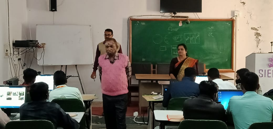 आज दिनांक 23.11.2021 को प्रथम बैच जनपद फतेहपुर के विकास खण्ड ऐराया, हसवा, तेलियानी एवम असोथर के पंचायत सहायकों का तकनीकी  प्रशिक्षण उपरांत प्रमाण पत्र दिया गया ।जिसमे कुल 169 पंचायत सहायक को प्रशिक्षण दिया गया ।