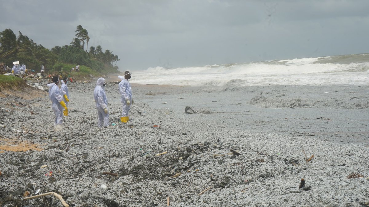 Plastic #nurdles piled up to 2 meters high have polluted 750km of pristine coastline in Sri Lanka. This incident was completely avoidable. We call on <a href="/IMOHQ/">International Maritime Organization</a> to adopt the measures needed to ensure events like this never happen again. 

Join us &gt; change.org/p/internationa…