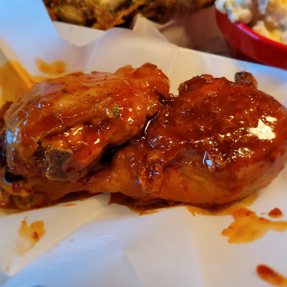 Treys Chow Down . Com tweet media