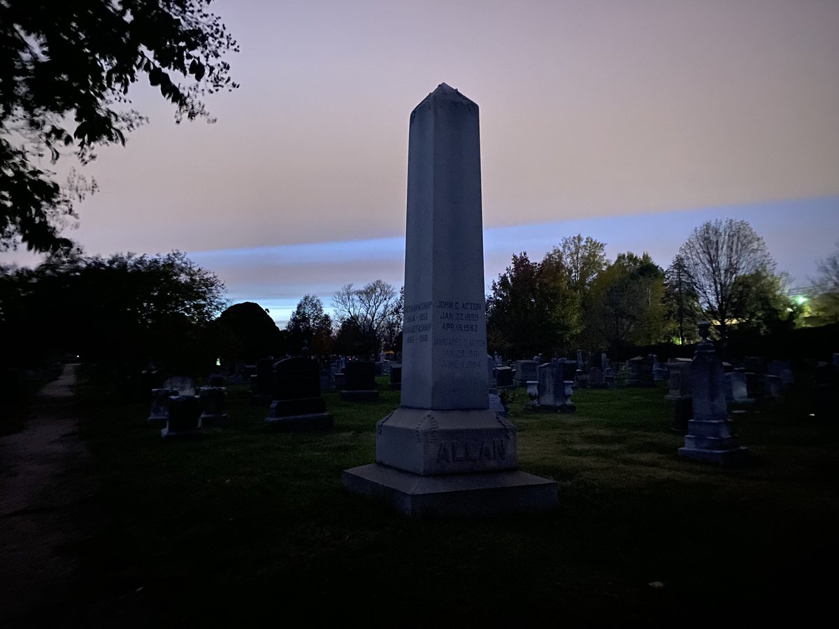 JimHavard's tweet photo. Last night. Sometimes the best colors show up at late dusk #latedusk @capitalweather @StormHour https://t.co/hcPZ3KRm6J