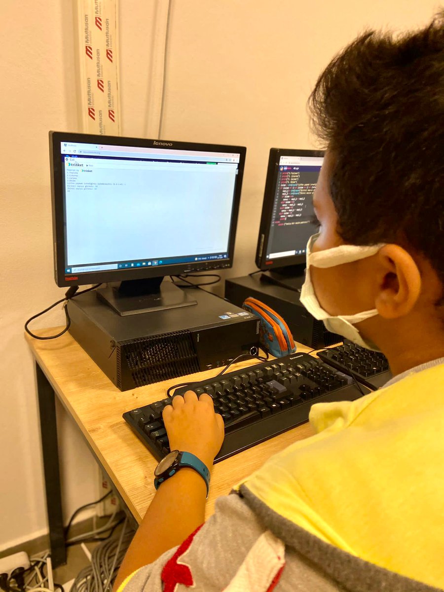 ortacabk's tweet photo. 5. sınıf öğrencilerimiz, Robotik&amp;Kodlama dersinde ‘Python’ ile hesap makinesi oluşturdular. #edublocks #python @duygubiyikoglu  @burgencay  @busraaltuntasbk https://t.co/SfFpD9ijXB