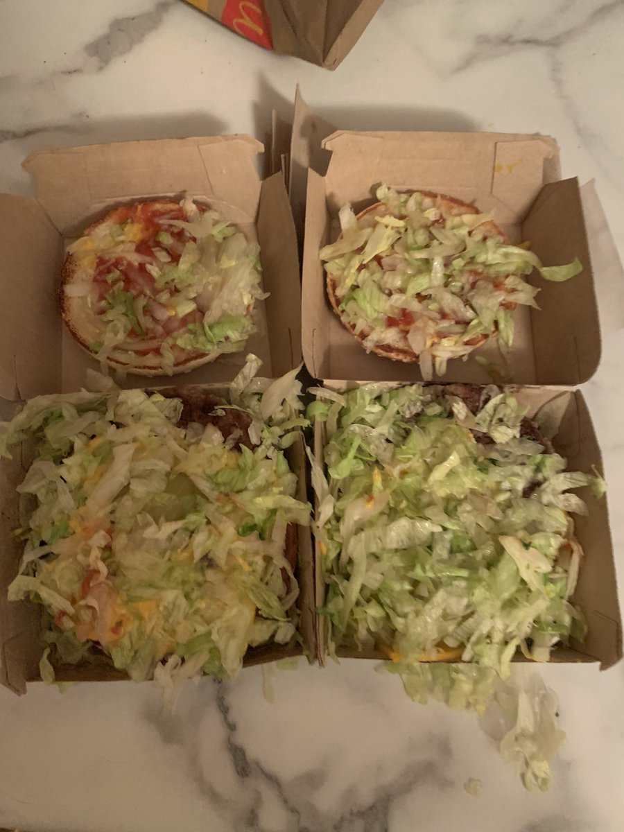 rycava's tweet photo. @McDonalds what’s happening here?!? #MCDONALDS #toomuch https://t.co/NB5fnwL51h