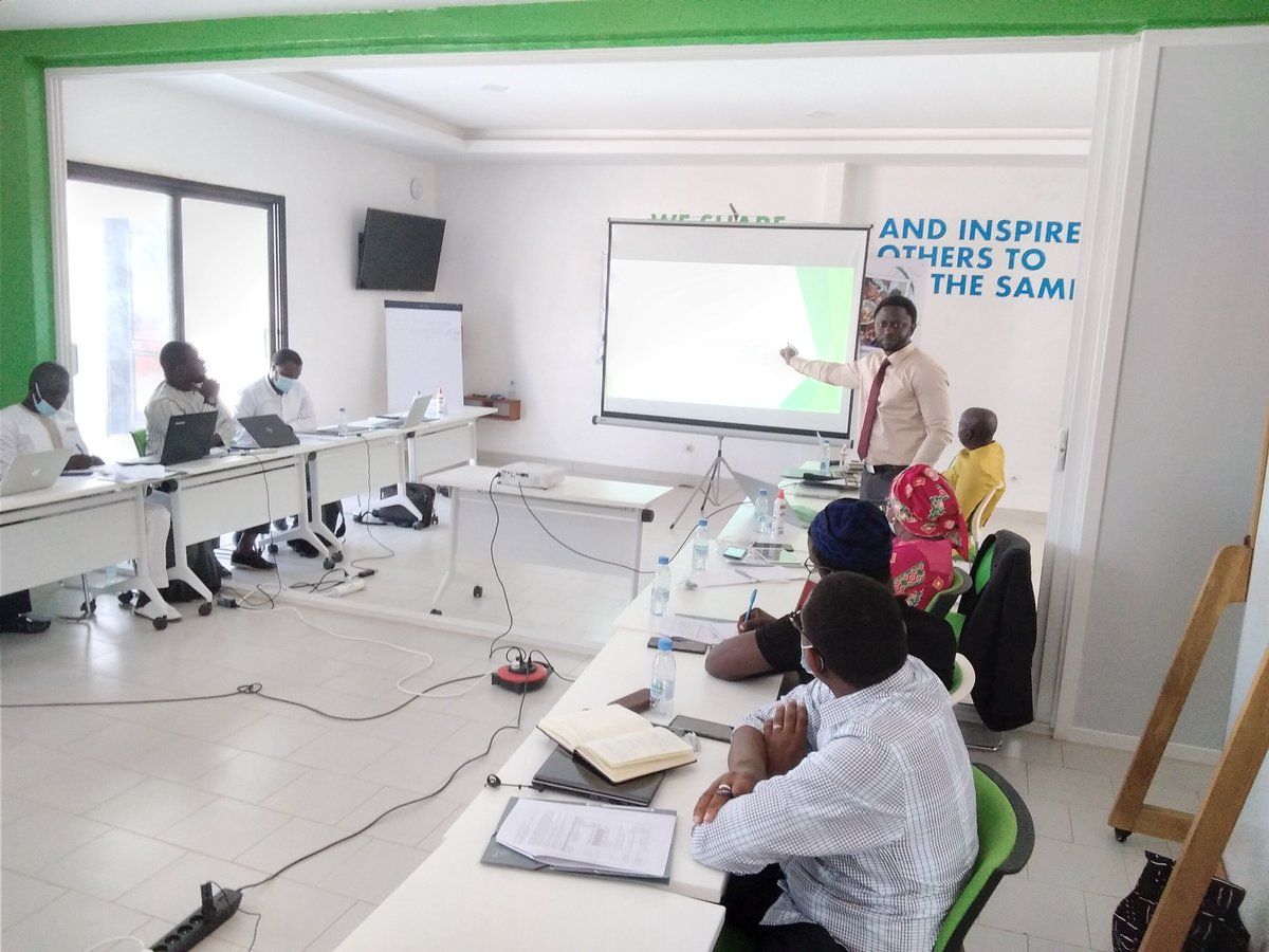 "Actuellement le constat est que le financement des services sociaux de bases sont faibles margé les programmes de protections sociales mises en œuvre. Concernant l’efficience des régimes, le renforcement de l’administration et le suivi des programmes existants sont urgents"