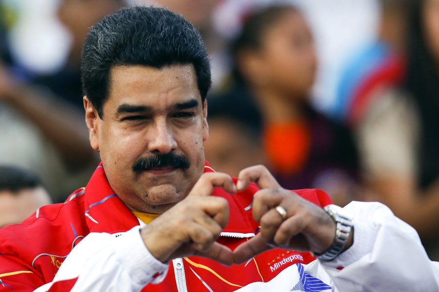 CarylBertho's tweet photo. Hoy deseo un Feliz Cumpleaños lleno de ALEGRÍA y AMOR a nuestro Presidente Obrero y Feminista @NicolasMaduro, tu pueblo sigue firme acompañándote en la construcción de la PATRIA SOCIALISTA. 
💛💙❤️ https://t.co/RDfMhdcu7O