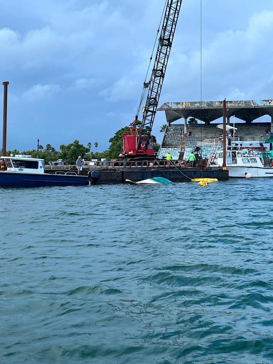 MPDMarinePatrol's tweet photo. @MPDMarinePatrol was successful on the removal of two more Derelict vessels located in Miami Marine Stadium. 🛥 🏗 🗑 @CityofMiami @MiamiPD @MoralesMiamiPD @TCarrollMPD @MajorFrankF @AlexValdes22 @MPDMarinePatrol #KeepBiscayneBeautiful 🌊 https://t.co/FqZxgB2uGn