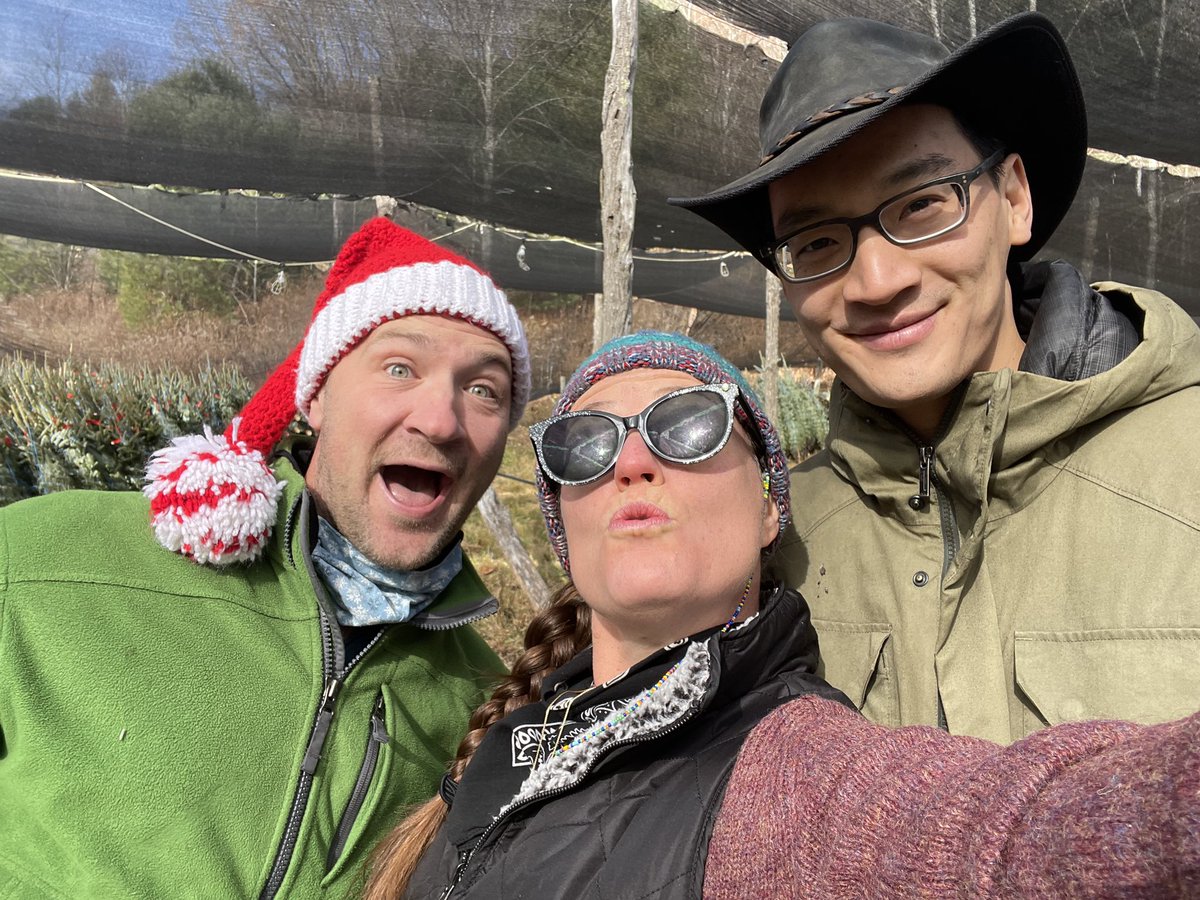 TreeRidersNYC's tweet photo. Be the first in your building with a Christmas tree! Preorder online TODAY - link in below🎄🚴‍♂️

https://t.co/NXVbzwbl9i https://t.co/RxY0dGbJSt
