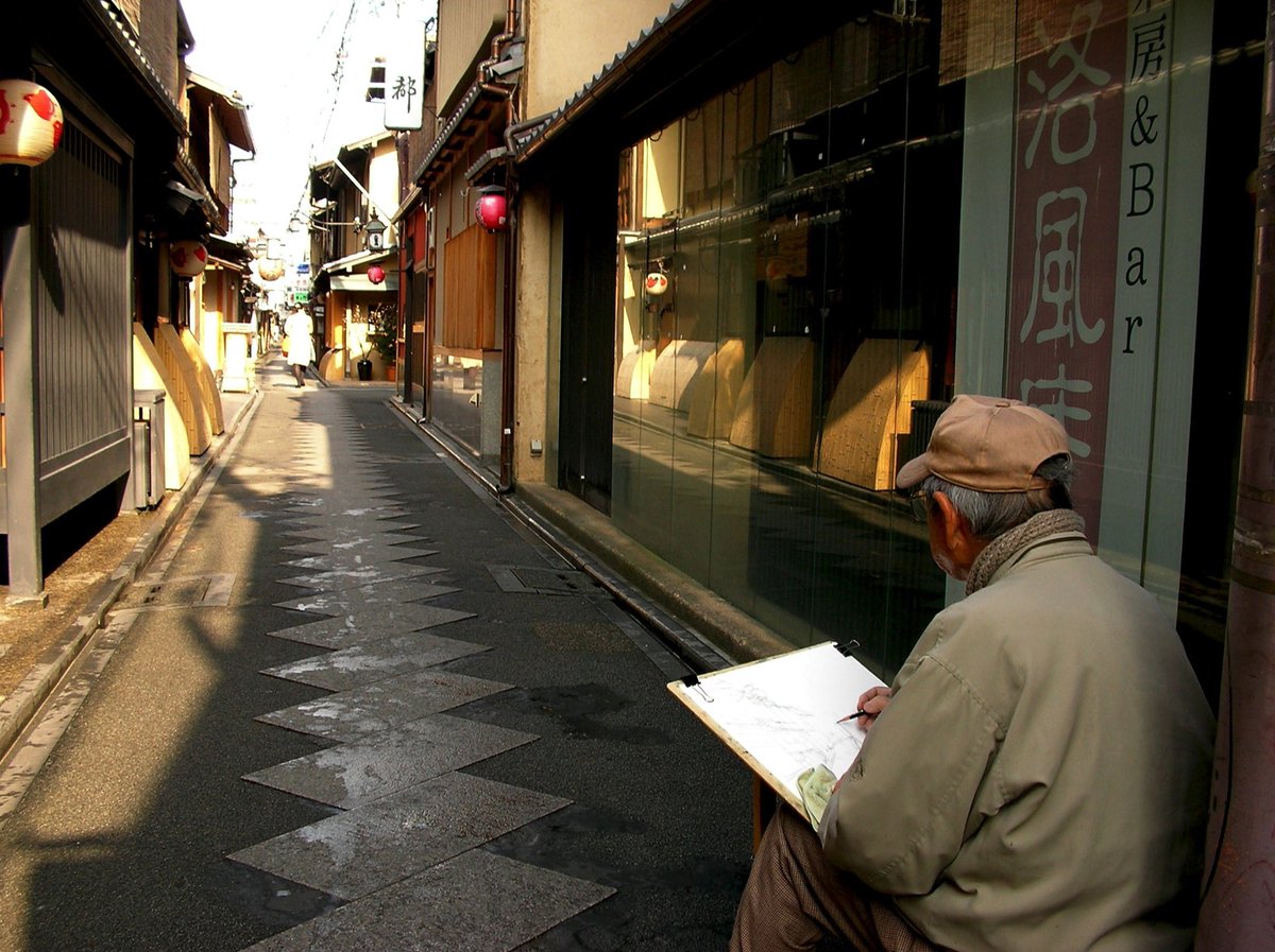 terayo08's tweet photo. 今日もボルトがやって来る
9秒58でやって来る

雨濡れた石畳を蹴り上げて
わしは大腿二頭筋だけを描く

コンセントを濡れた手で触るのは
まあまあ危ないからやめんさい

今日もボルトはやって来る
ボルトはわしが育てた

 #gらびあ https://t.co/xk2VUQBo96