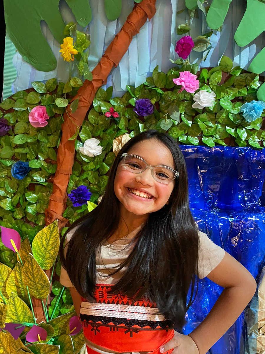 HartlandIntl's tweet photo. Lights! Camera! Action! The highly anticipated musical Moana Jr. is live on stage tonight at @HartlandIntl. We couldn’t be more proud of our students as they perform their hearts out for our community this evening. Break a leg! #primarymusical @COBISorg @BSMEorg @edarabia  @KHDA https://t.co/rAKd7EbP83