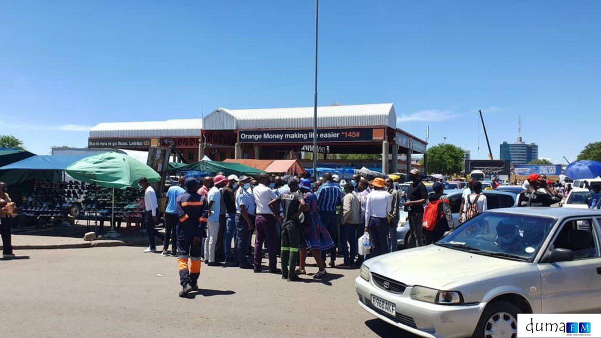 DumaFMRadio's tweet photo. The Police have just told taxi operators at the Bus Rank to start loading passengers and they (Police) have assured them of safe passage from the rank to their destinations.
#QualityAtSource
#MoreTalkMoreMusic https://t.co/nP3mzXy7GK