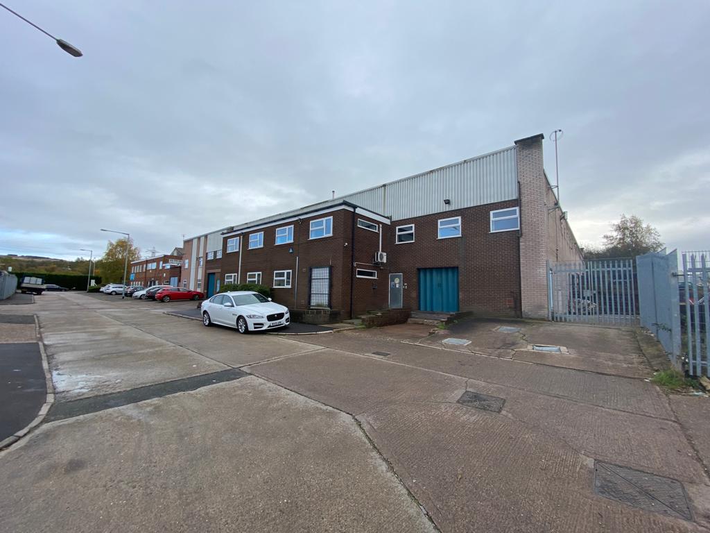 FOR SALE / MAY LET - Industrial Units with Secure Yard - Progress Drive #Cannock provides 31,579 sq ft with 3 interconnecting bays.  Two storey offices. Loading area with car parking.  Min eaves 5.5m rising to 6.5m.  For further information contact Ben Nicholson <a href="/BurleyBrowne/">Burley Browne</a>